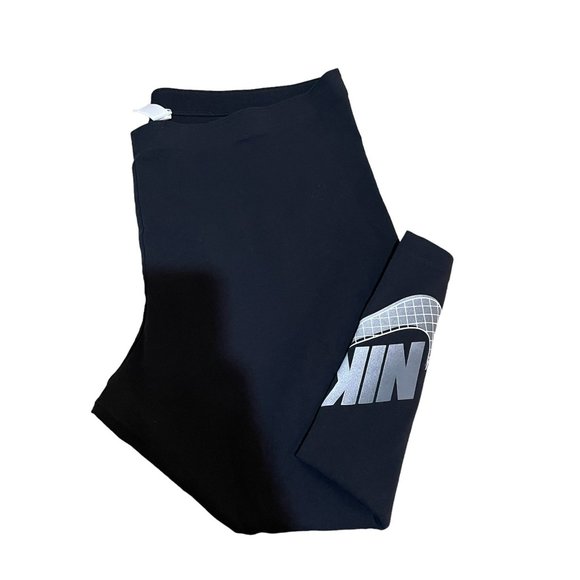 Nike Pants - Nike Black Capri Crop Leggings Plus Size 3X